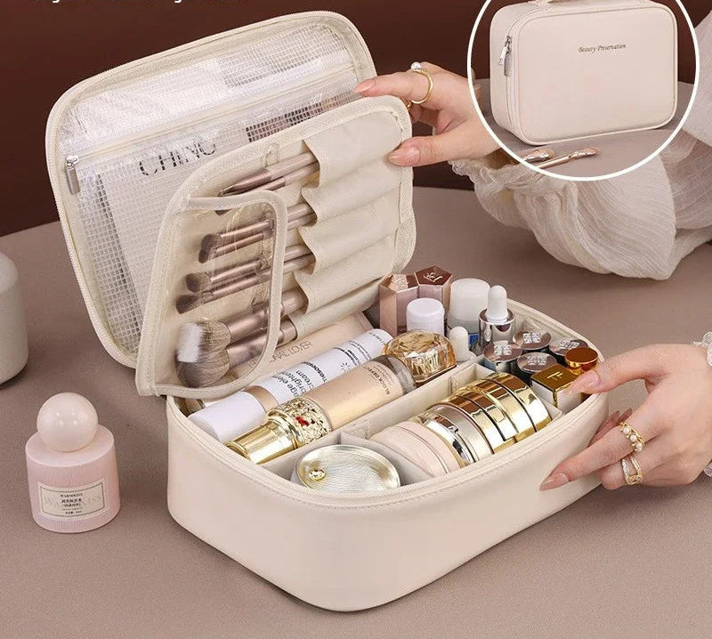 Necessaire Organizadora Lumivah™ Beauty Case com compartimentos internos para maquiagem, cosméticos, pincéis e produtos de higiene, ideal para viagens e organização diária.