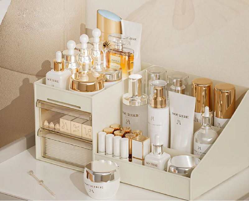 Organizador de cosméticos com gaveta para maquiagem, perfumes e produtos de skincare na penteadeira.